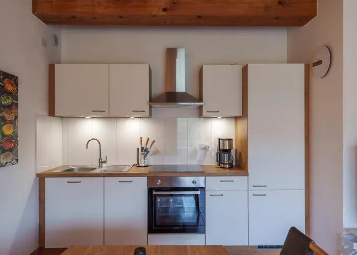 Contessa Castion * コステロマーノ