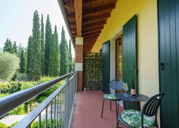 Contessa Castion コステロマーノ